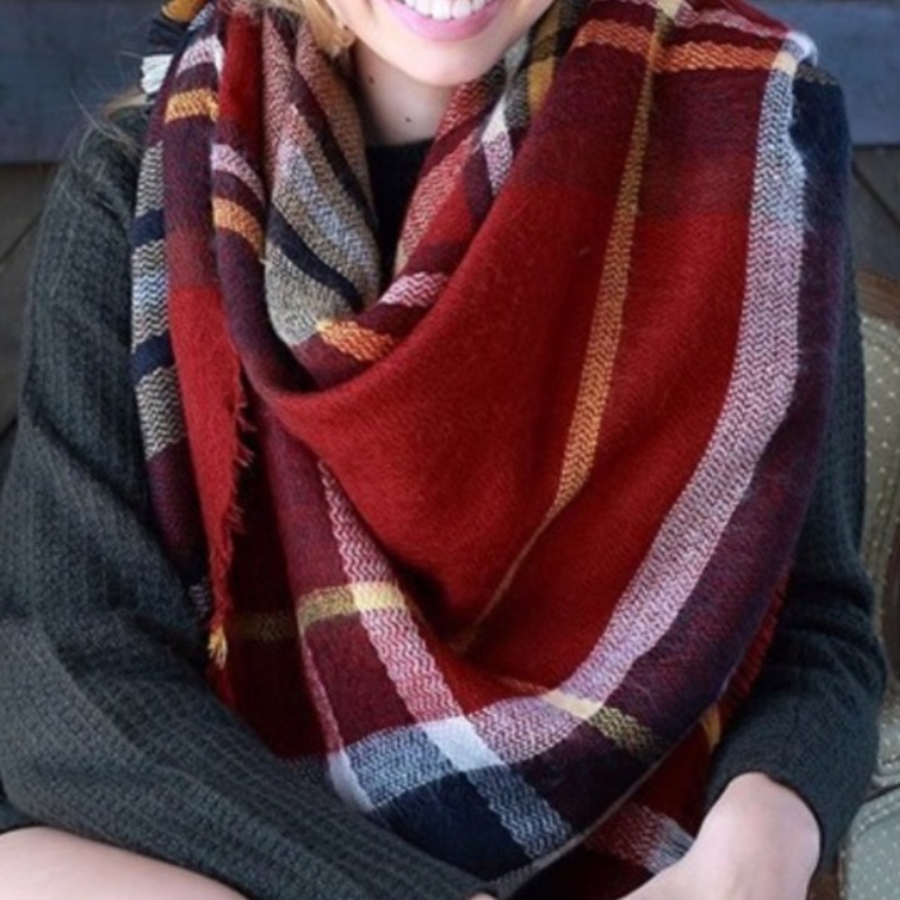 NWT Red tartan plaid scarf blanket